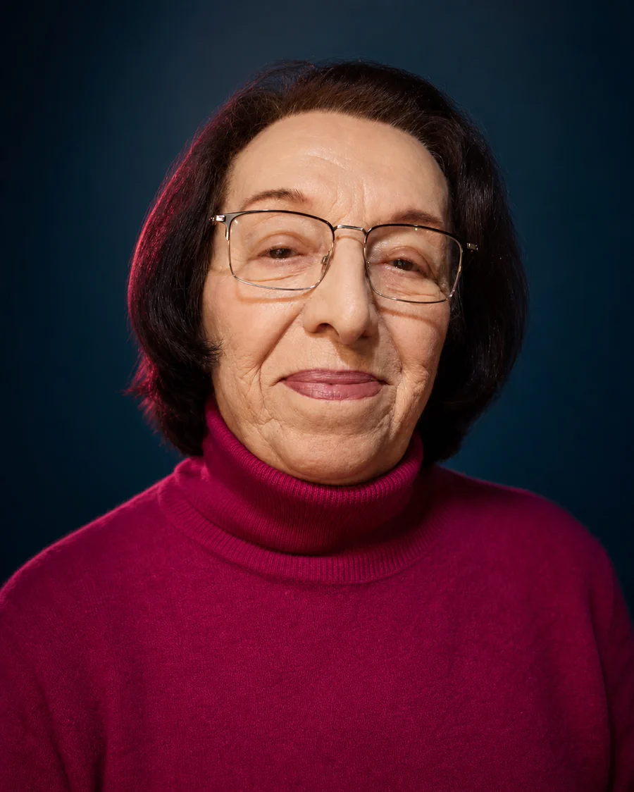 Retrato de Irvenia Luiza de Santis Prada
